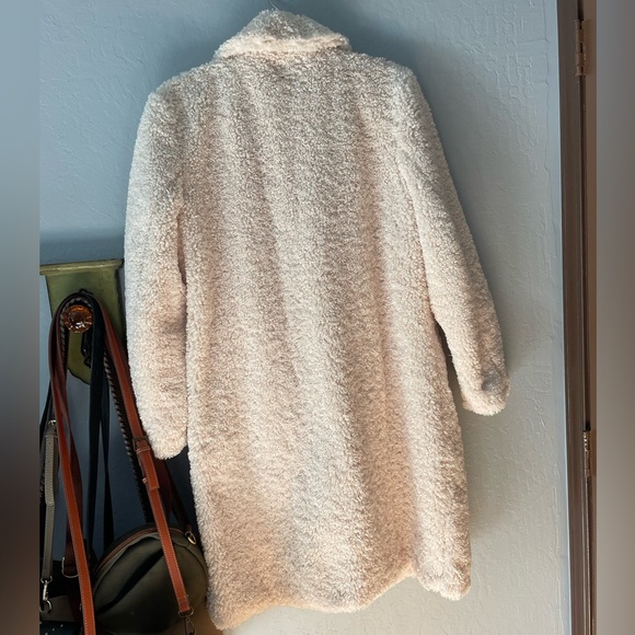 Furr coat - Picture 5 of 7